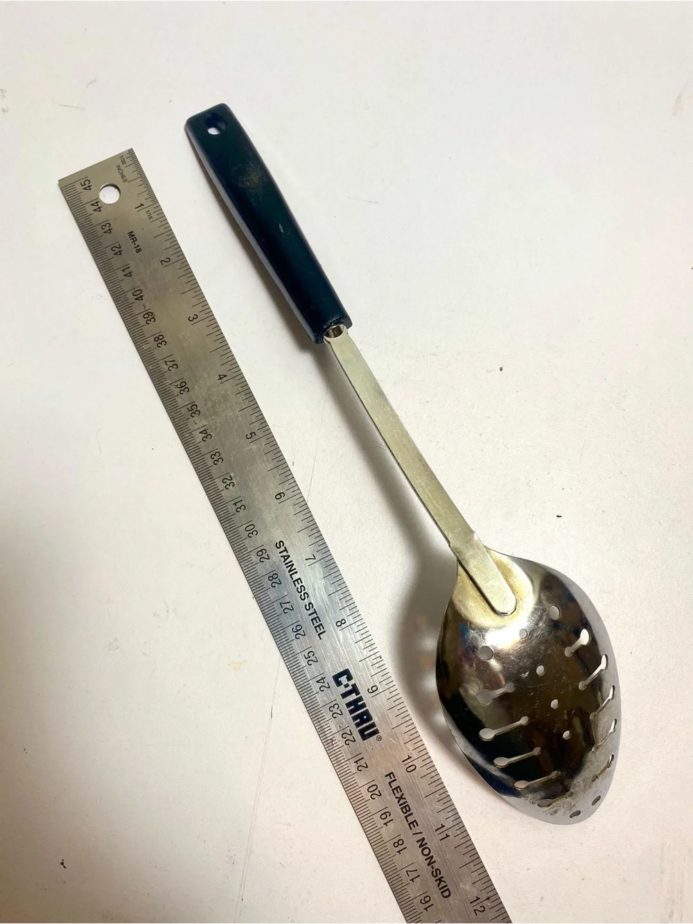 Vintage EKCO USA Keyhole Slotted Serving Spoon Black Textured Handle